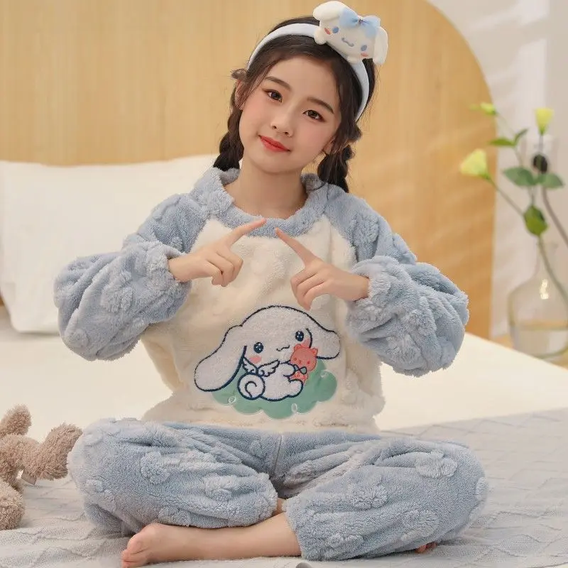 Anime Sanrioed Kuromi My Melody Child Flannel Pajamas Suit Cinnamoroll Boy Girl Coral Fleece Home Wear Fall Winter Thicken Warm
Anime Sanrioed Kuromi My Melody Child Flannel Pajamas Suit Cinnamoroll Boy Girl Coral Fleece Home Wear Fall Winter Thicken Warm