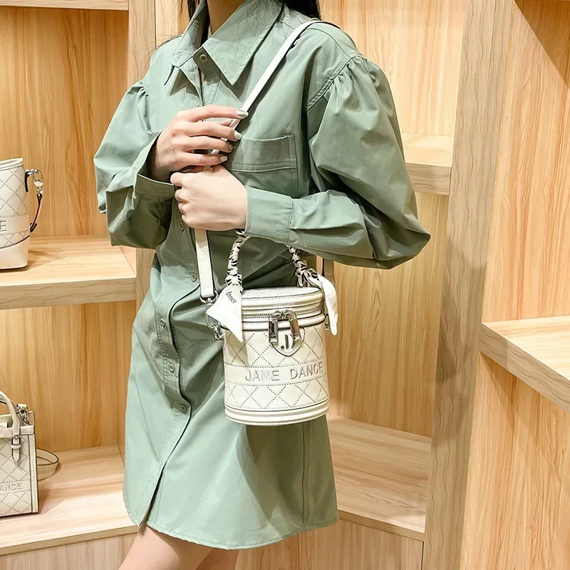 

Small Vintage Leather Bucket Crossbody Bag For Women 2024 Designer Branded Shoulder Handbags And Purses Female Travel Totes