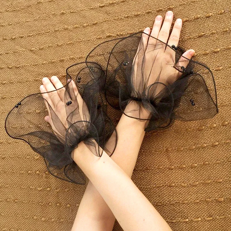 

Cute Women Lolita Ruffled Pearl Bead Tulle Wrist Cuffs Hand Sleeve Lace Mesh Flared Party Wedding Fake Sleeves Photo Props