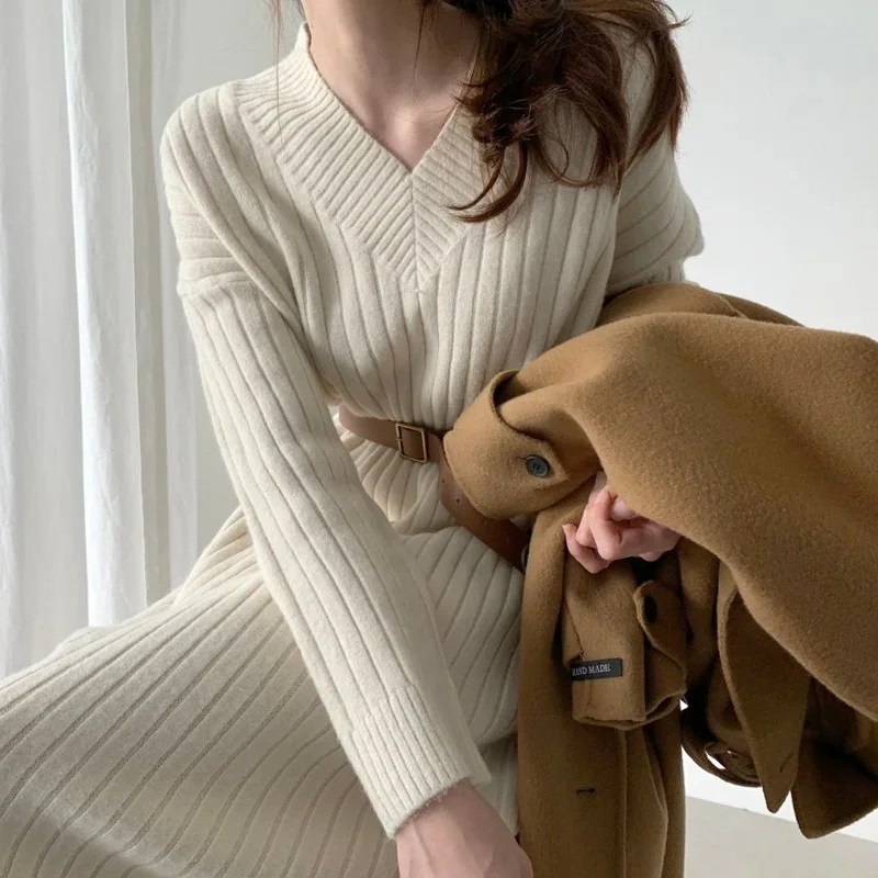 2023 Autumn Sweater Winter Warm Long Sleeve Sweaters Knitted Dresses Women Loose Solid Elegant Mature Maxi Dress Knitting Robe
2023 Autumn Sweater Winter Warm Long Sleeve Sweaters Knitted Dresses Women Loose Solid Elegant Mature Maxi Dress Knitting Robe