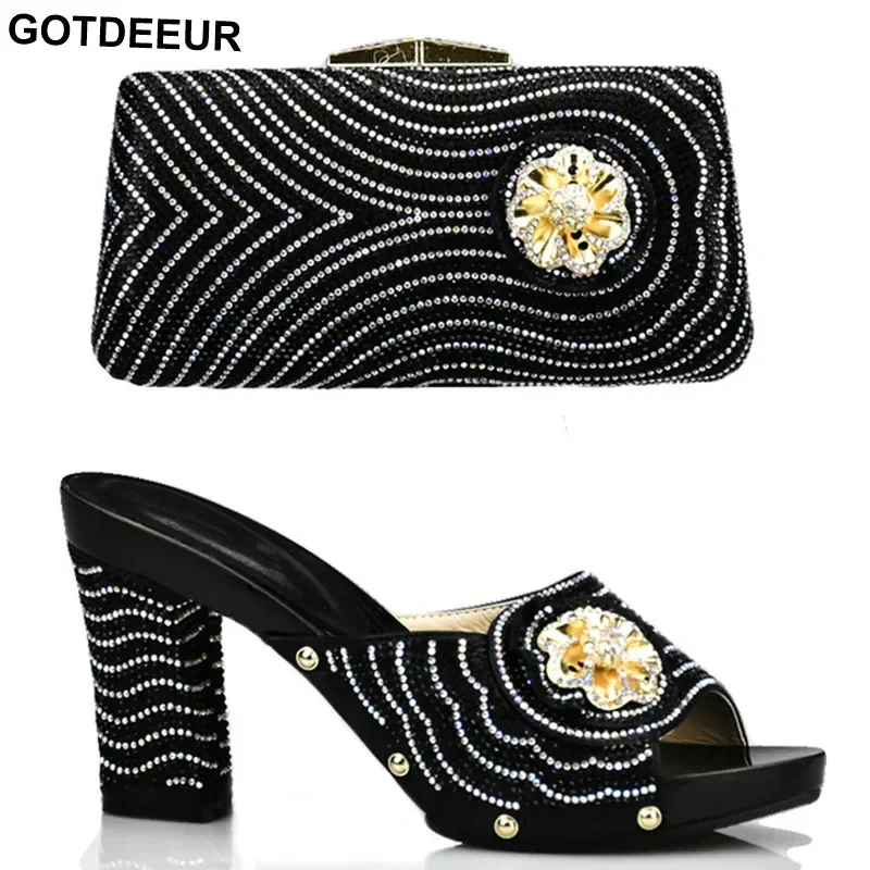 Italian Women Shoes and Bag Set Decorated with Rhinestone Black Color Women Shoes and Bag Set for Party Nigerian Wedding Shoes
Italian Women Shoes and Bag Set Decorated with Rhinestone Black Color Women Shoes and Bag Set for Party Nigerian Wedding Shoes