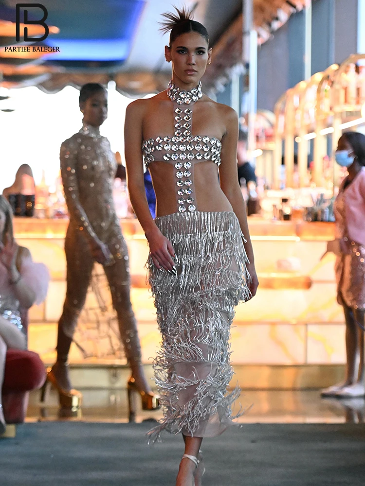PB Luxury Dresses For Women Crystal Halter Sequins Tassels Female Clothing Wedding Evening Party Midi Vestido 2023 New Arrival
PB Luxury Dresses For Women Crystal Halter Sequins Tassels Female Clothing Wedding Evening Party Midi Vestido 2023 New Arrival