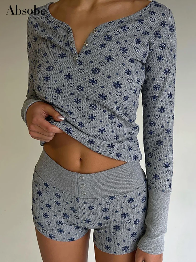 Absobe Contrast Snowflake Printed Crop T-shirt Shorts Two Piece Set Women V-Neck Long Sleeve Top Slim Outfit Hottie Leisure Suit
Absobe Contrast Snowflake Printed Crop T-shirt Shorts Two Piece Set Women V-Neck Long Sleeve Top Slim Outfit Hottie Leisure Suit
