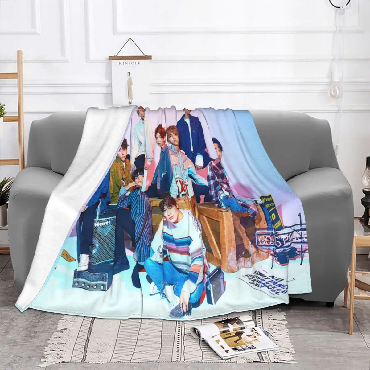 Kpop Star Stray Kids Singer Idol Blanket Flannel Spring/Autumn Breathable Thin Throw Blankets for Bedding Travel Rug Piece
Kpop Star Stray Kids Singer Idol Blanket Flannel Spring/Autumn Breathable Thin Throw Blankets for Bedding Travel Rug Piece