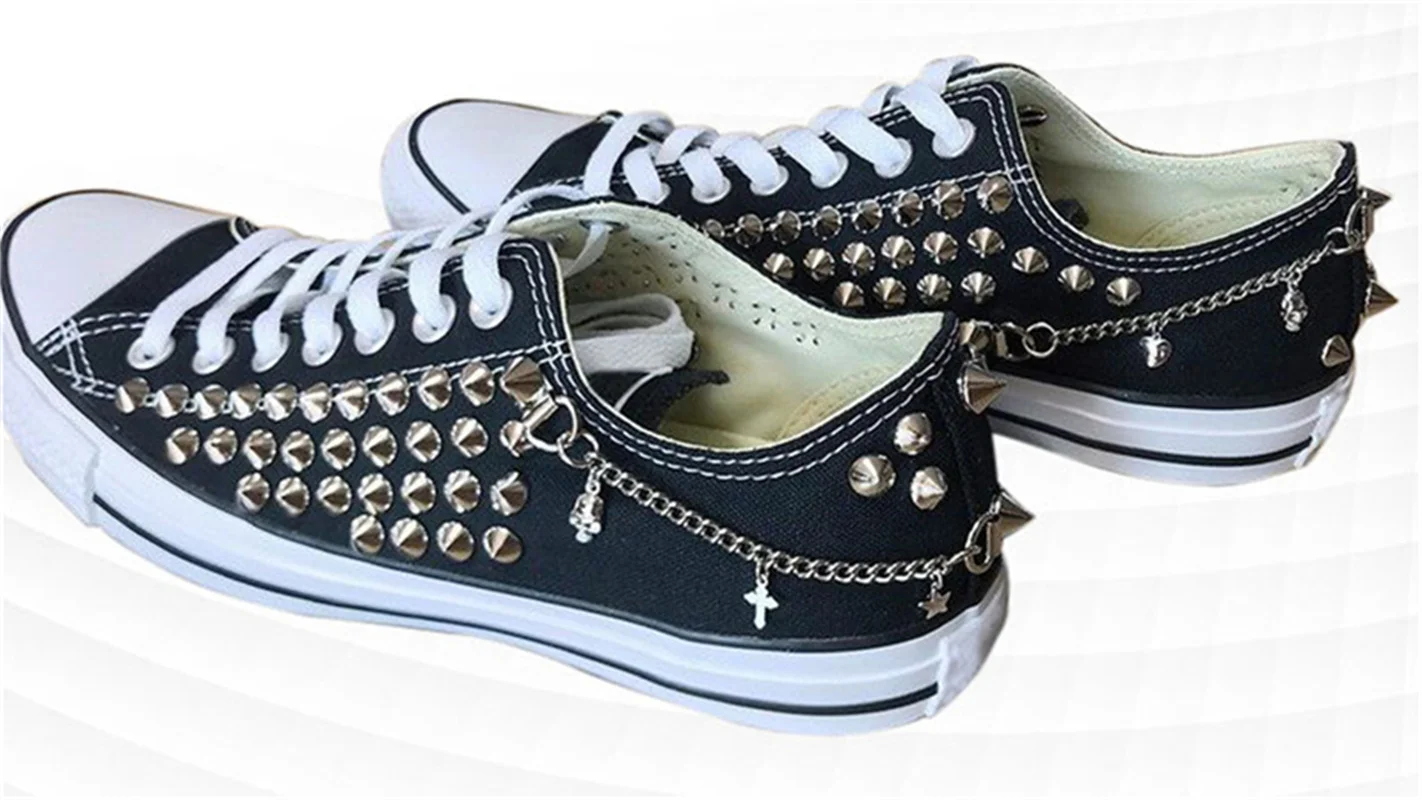 Low Top Black Rivet Sneakers Lace Chain Canvas Shoes Comfortable Walking Shoes Hand Studded Unisex Sneakers 35-46
Low Top Black Rivet Sneakers Lace Chain Canvas Shoes Comfortable Walking Shoes Hand Studded Unisex Sneakers 35-46