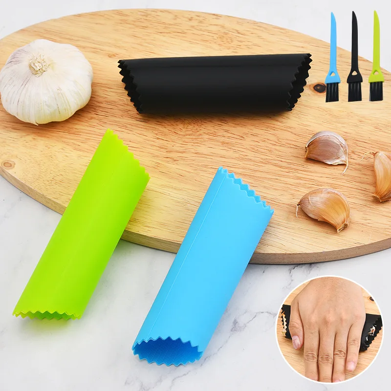 Creative Silicone Garlic Peeler with Brush Practical Kitchen Fruit Vegetable Tools Tube Garlic Stripper, Non-toxic Safety Gadget
Creative Silicone Garlic Peeler with Brush Practical Kitchen Fruit Vegetable Tools Tube Garlic Stripper, Non-toxic Safety Gadget