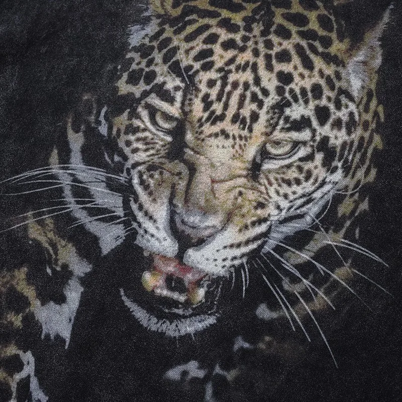 

African Leopard is Coming Graphic Women's Oversized Goth Tee Shirts Washed Distressed Aesthetic Summer Tops Men Womans Clothing