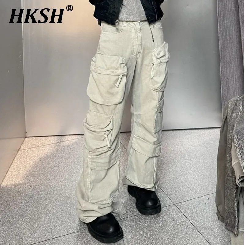 

HKSH Men's Tide Punk Safari Style Denim Pants Dark Chic Pockets Washed Tactical Jeans Spring Autumn New Leisure Overalls HK0837