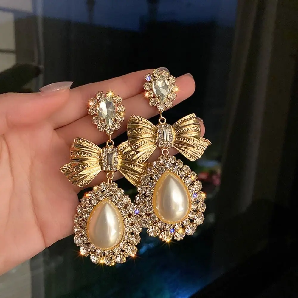 Water Drop Crystal Wedding Jewelry Korean Style Earrings Women Eardrop Oversize Earrings Pendant Earrings Dangle Earrings
Water Drop Crystal Wedding Jewelry Korean Style Earrings Women Eardrop Oversize Earrings Pendant Earrings Dangle Earrings