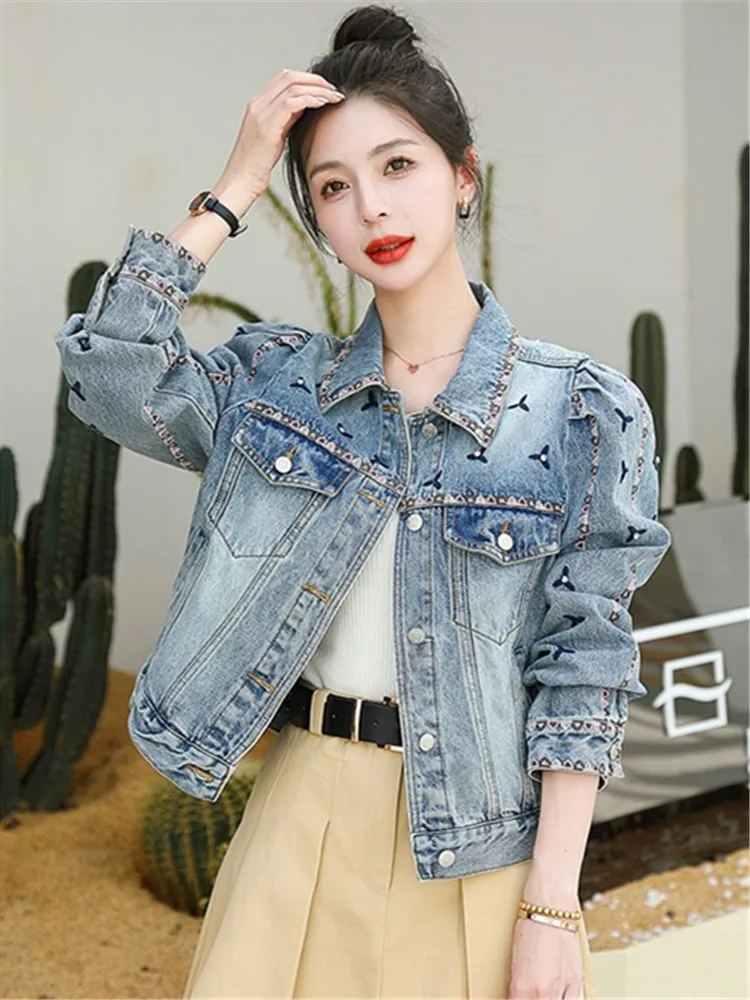 Autumn Leisure Flower Embroidered Denim Jacket Women 2023 Fashion Bubble Sleeves Sweet Jean Coat Ladies Chic Design Outerwear SF
Autumn Leisure Flower Embroidered Denim Jacket Women 2023 Fashion Bubble Sleeves Sweet Jean Coat Ladies Chic Design Outerwear SF