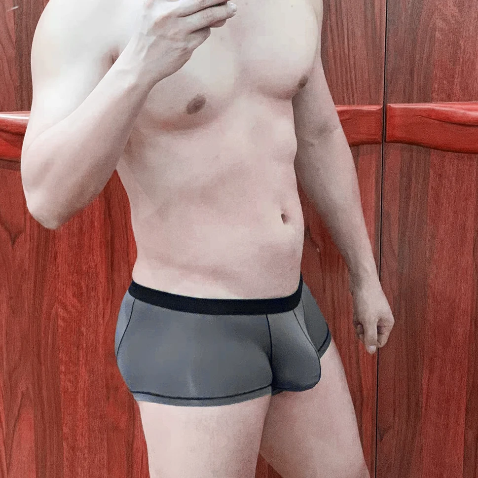 Men's Silky Comfortable Thin Ice Silk U Convex Pouch Low Waist Underwear Breathable Sexy Semi Transparent Boxer Psra Hombre Hot
Men's Silky Comfortable Thin Ice Silk U Convex Pouch Low Waist Underwear Breathable Sexy Semi Transparent Boxer Psra Hombre Hot