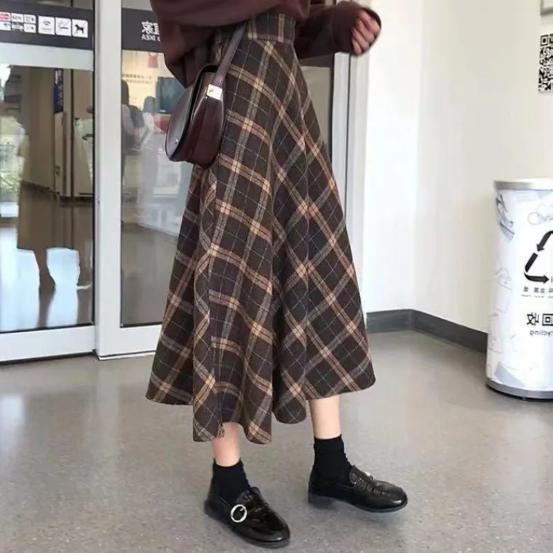 

Women Skirts Autumn 2023 New Arrival Vintage Plaid Wool Blend Midi Skirt High Waist A line Skirt Flared Hem Slimming Elegant