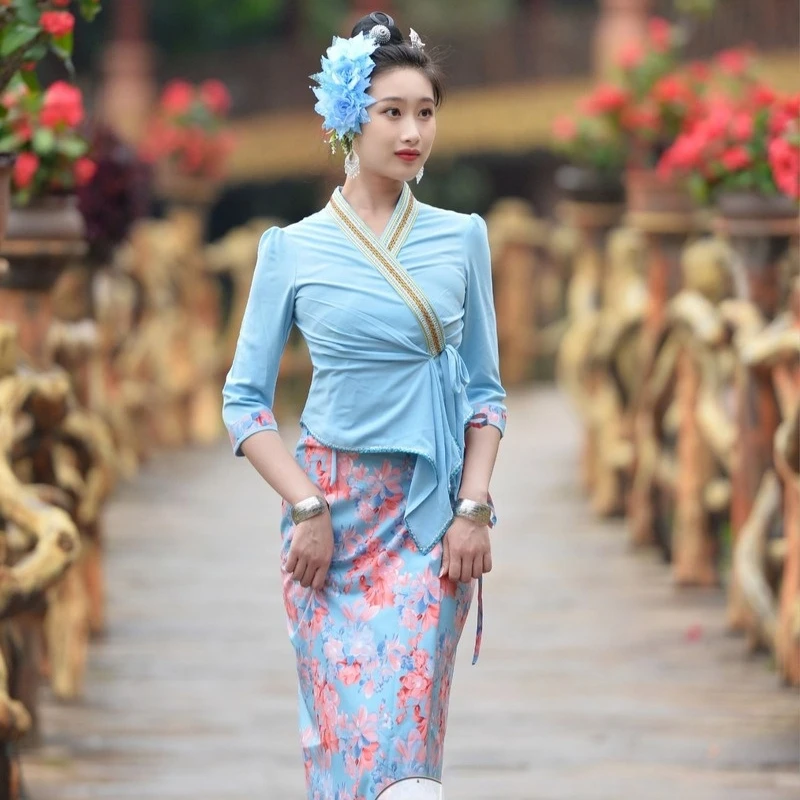 Thailand Traditional Clothing for Women Southeast Asian Style Ladies Top Skirt Sets Spring Summer Elegant Thai Dress Dai
Thailand Traditional Clothing for Women Southeast Asian Style Ladies Top Skirt Sets Spring Summer Elegant Thai Dress Dai