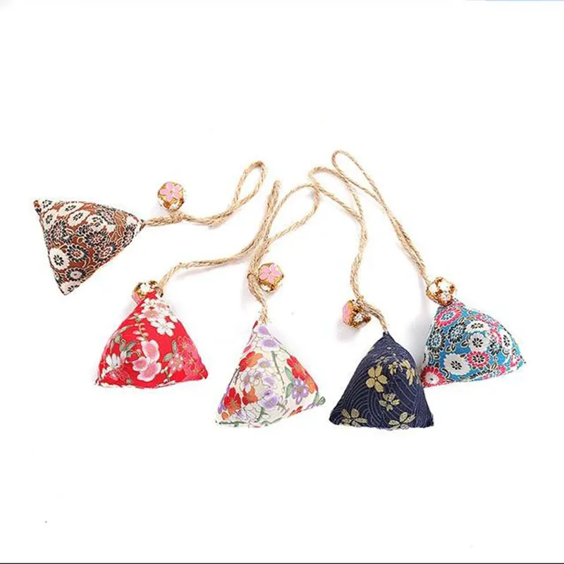 Cat cage pendant decoration hemp rope Japanese and wind cat grass sachet bell cat toy
Cat cage pendant decoration hemp rope Japanese and wind cat grass sachet bell cat toy