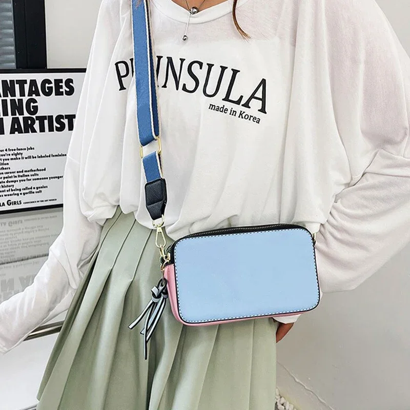 Camera Bags For Women Shoulder Bags Leather Color Matching Metal Design Ladies Cross Body Bags Alphabet Shoulder Strap Zipper
Camera Bags For Women Shoulder Bags Leather Color Matching Metal Design Ladies Cross Body Bags Alphabet Shoulder Strap Zipper