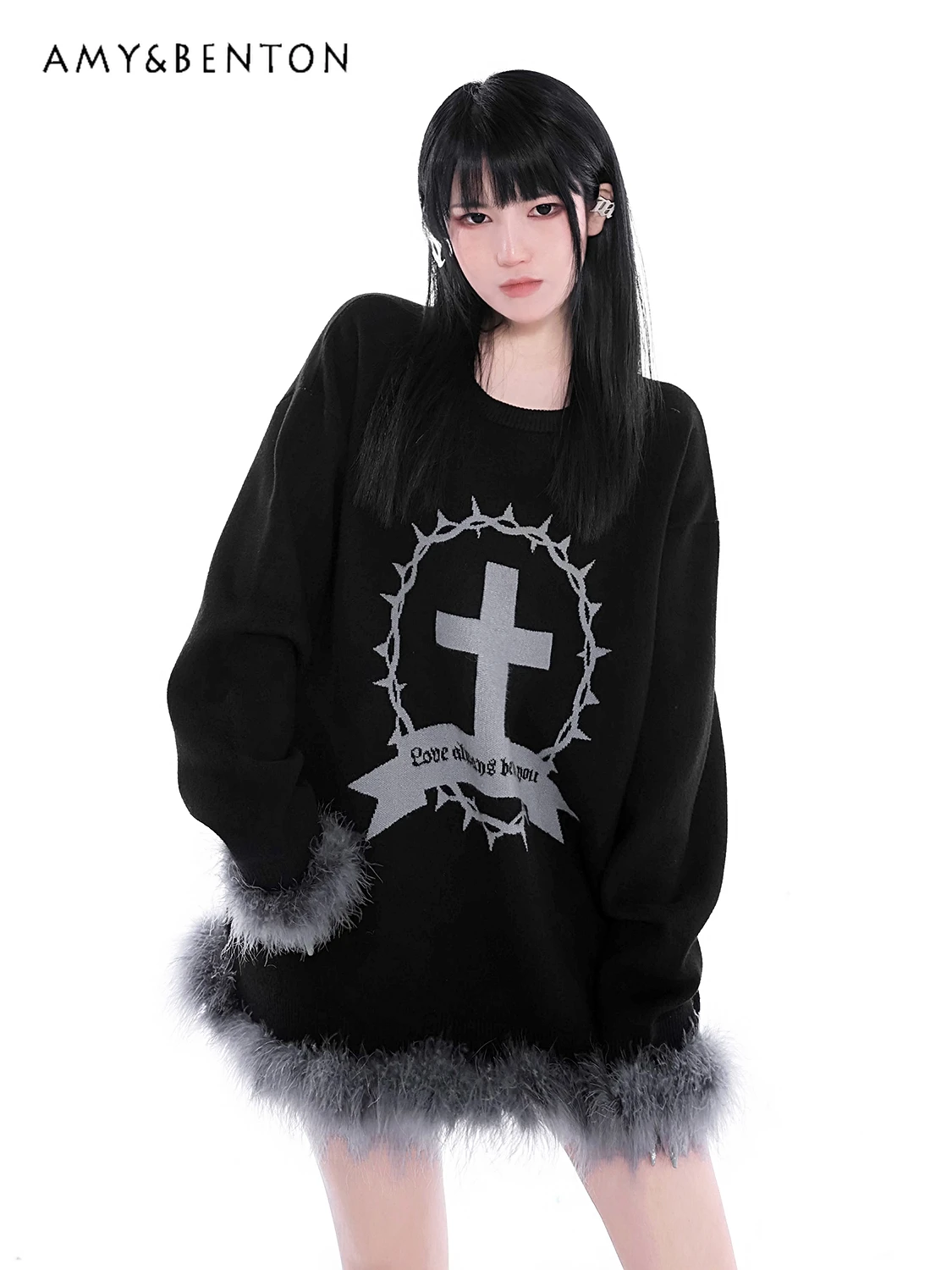 Y2K Harajuku Plush Patchwork Sweater Goth Printed Round Neck Long Sleeve Pullover Winter Japanese Street Oversized Sweater Women
Y2K Harajuku Plush Patchwork Sweater Goth Printed Round Neck Long Sleeve Pullover Winter Japanese Street Oversized Sweater Women