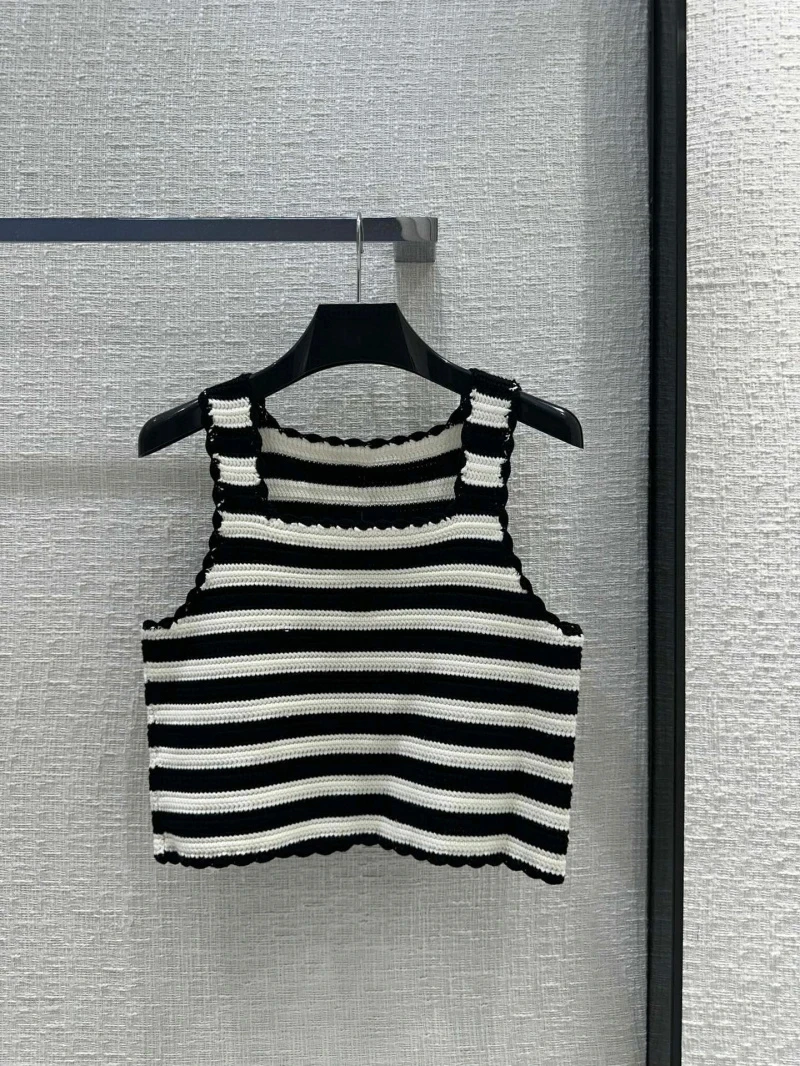 

Girl style women's tank top, niche trend, loose, casual, sweet temperament, contrasting color stripes, knitted suspender