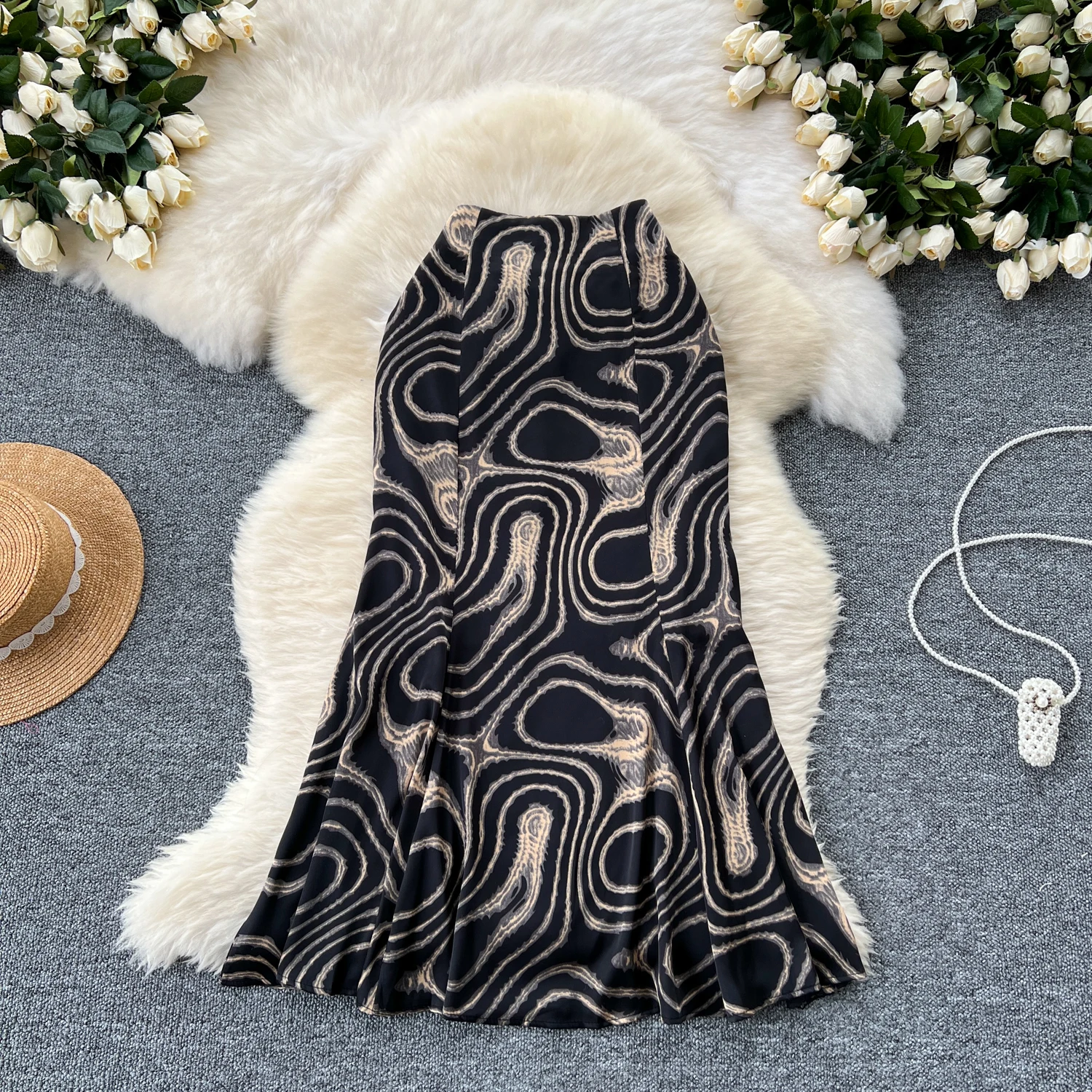 Women Chic print Pleated High Waist Full Skirt Party Fashion Vintage A-line mermaid Skirt summer Clothing
Women Chic print Pleated High Waist Full Skirt Party Fashion Vintage A-line mermaid Skirt summer Clothing