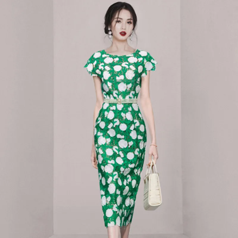 Summer New Slim-fit Temperament Elegant Embroidery Hollow Lace Fashion Dress Women Short-Sleeved Pencil Dresses Female Clothing
Summer New Slim-fit Temperament Elegant Embroidery Hollow Lace Fashion Dress Women Short-Sleeved Pencil Dresses Female Clothing
