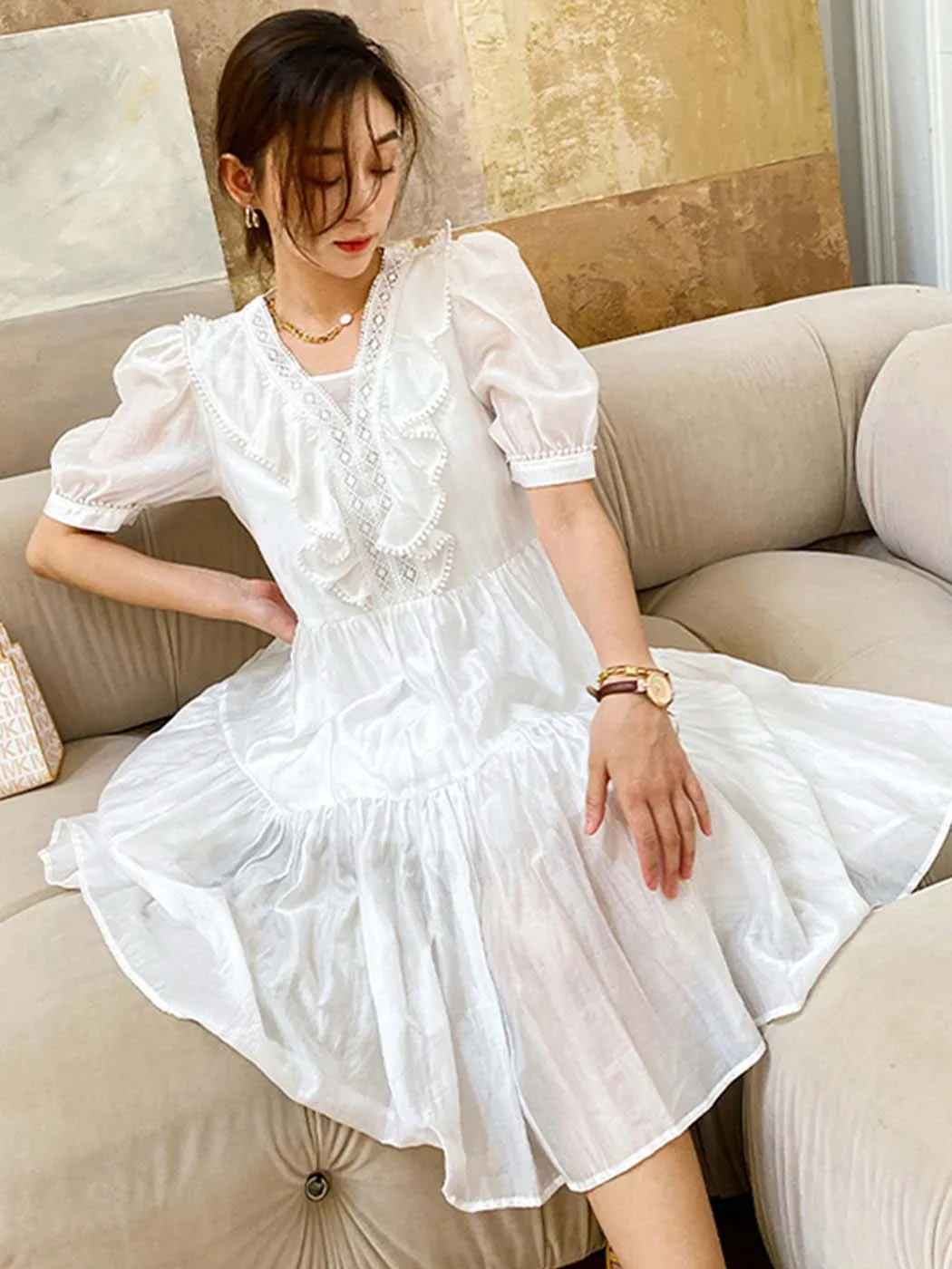 2022 Hollow Out V Neck Puff Sleeve A-line Women Chic Dress Casual Vacation Ruffle Lady Elegant White Summer Midi Dress
2022 Hollow Out V Neck Puff Sleeve A-line Women Chic Dress Casual Vacation Ruffle Lady Elegant White Summer Midi Dress