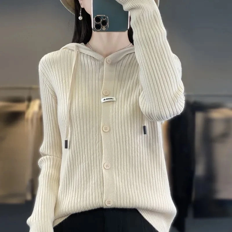Autumn Winter Fashion Women Knitwear Cardigan Sweater Female Solid Color Short Long Sleeved Hooded Thicken Woolen Sweater Coat
Autumn Winter Fashion Women Knitwear Cardigan Sweater Female Solid Color Short Long Sleeved Hooded Thicken Woolen Sweater Coat