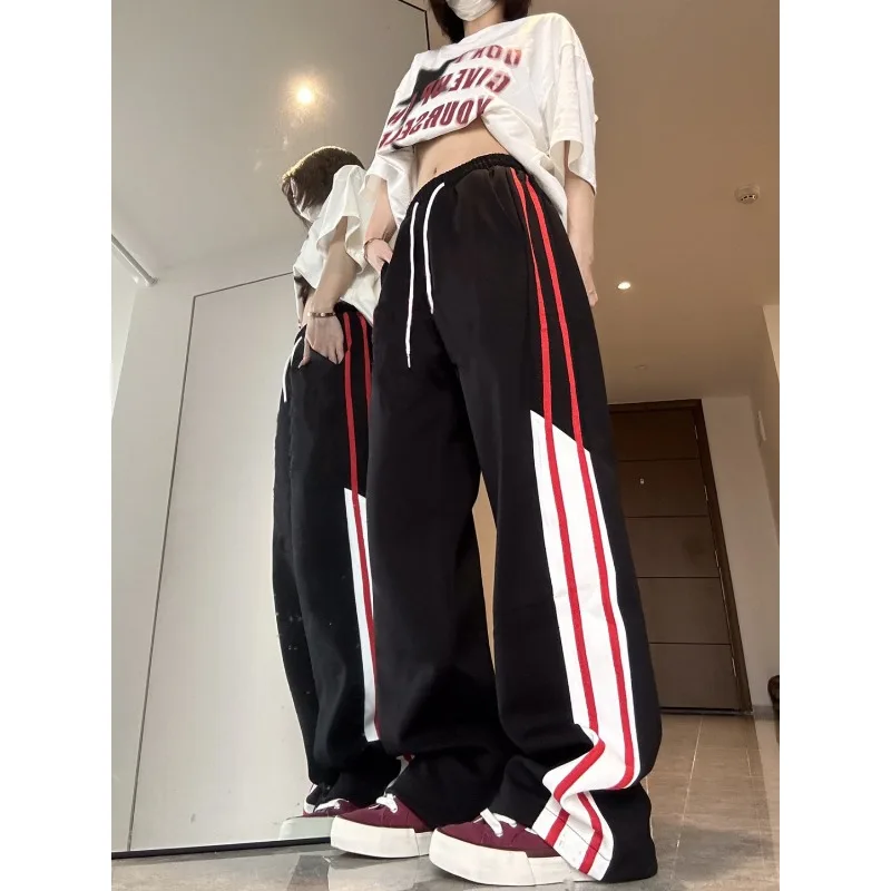 Deeptown Vintage Sweatpants Women Black Striped Patchwork Pants Streetwear Oversized Jogger Hippie Harajuku Wide Sports Trousers
Deeptown Vintage Sweatpants Women Black Striped Patchwork Pants Streetwear Oversized Jogger Hippie Harajuku Wide Sports Trousers