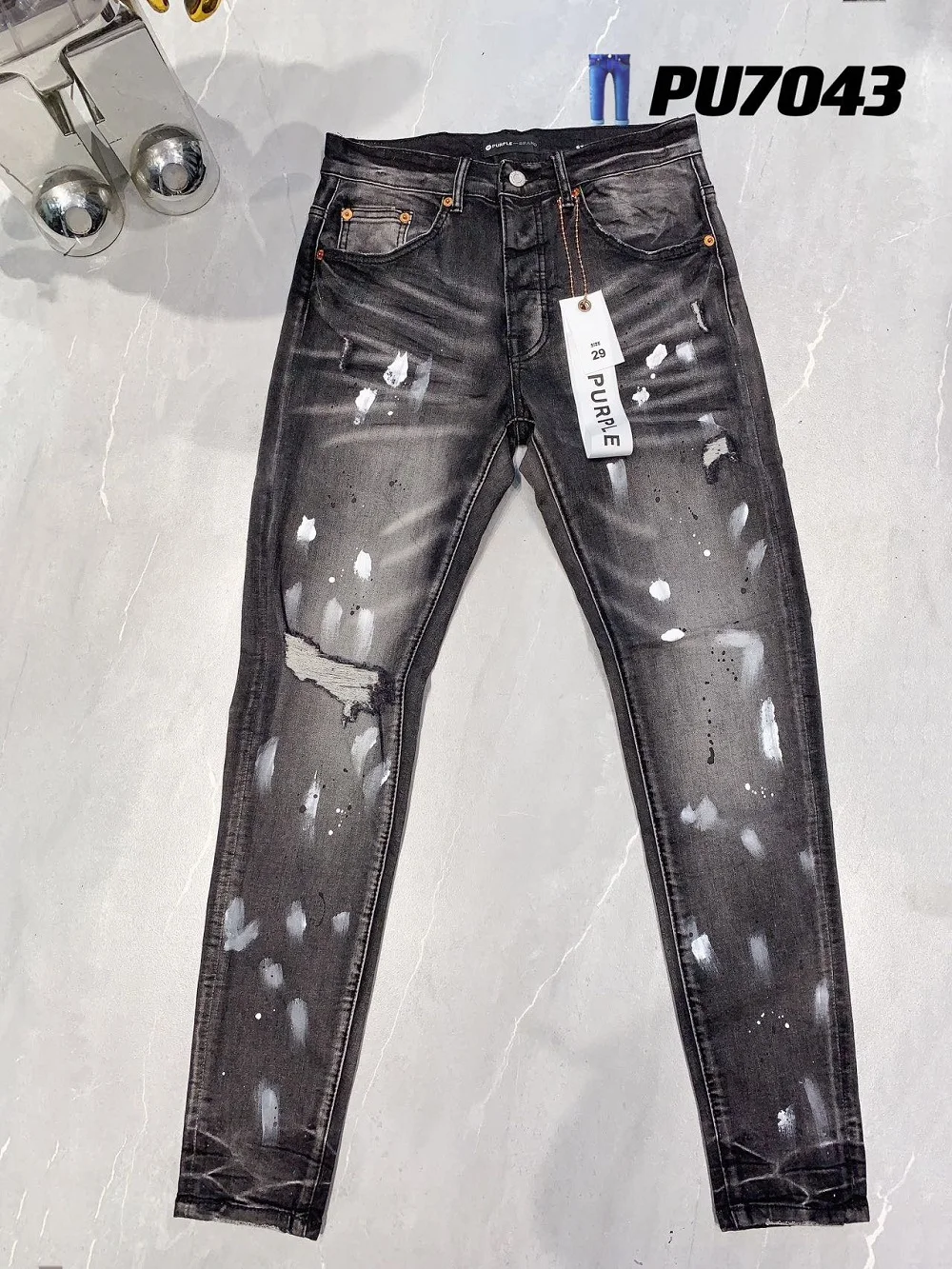 

Новые фиолетовые брендовые джинсы, оригинальные мужские зауженные брюки с рисунком граффити, потертые узкие Стрейчевые потертые рваные джинсовые брюки