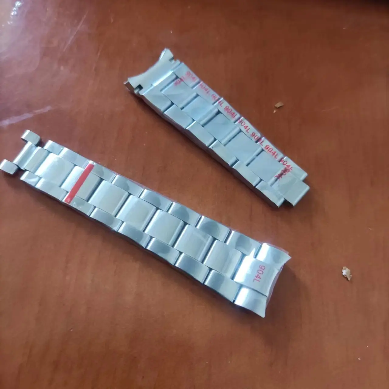 Аксессуары для часов 904 стальной ремешок для часов Submariner аксессуары 20 мм
Аксессуары для часов 904 стальной ремешок для часов Submariner аксессуары 20 мм