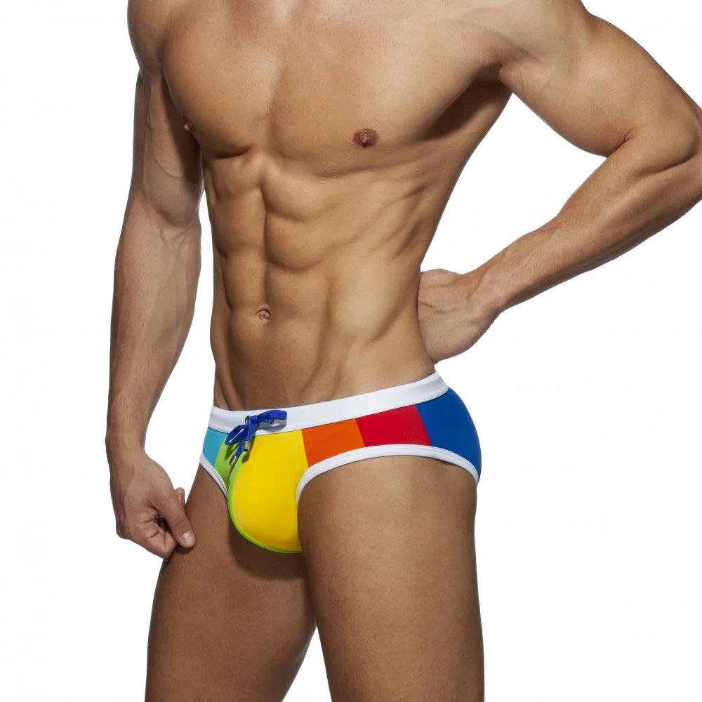 Sexy Rainbow Stripes Swimsuit Men Swimwear Low Waust Mens Swim Briefs Bikini Swimming Trunks For Man Beach Surf Bath Suit Wear
Sexy Rainbow Stripes Swimsuit Men Swimwear Low Waust Mens Swim Briefs Bikini Swimming Trunks For Man Beach Surf Bath Suit Wear