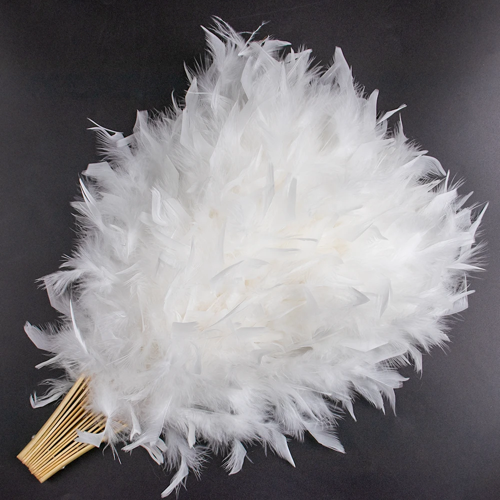 13 Bones Turkey Feather Fans Fluffy White Plumage Fan With Bamboo Staves for Belly Dance Halloween Wedding Party Folding Fans
13 Bones Turkey Feather Fans Fluffy White Plumage Fan With Bamboo Staves for Belly Dance Halloween Wedding Party Folding Fans