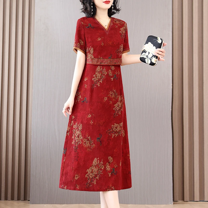 2023 New Fashion Improvement Qipao Silk Printed Dress Women's Summer Versatile Retro V-neck Short Sleeve Loose Fit Vestidos
2023 New Fashion Improvement Qipao Silk Printed Dress Women's Summer Versatile Retro V-neck Short Sleeve Loose Fit Vestidos