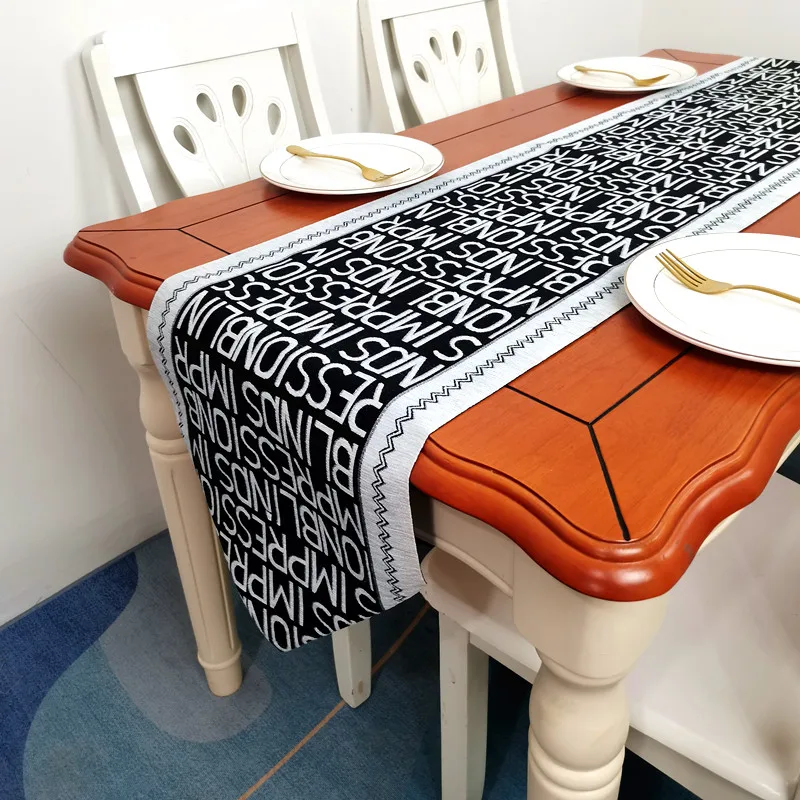 Dinning table decoration rust table runner set wedding decoration Black and White napkins gift table table cloth runners
Dinning table decoration rust table runner set wedding decoration Black and White napkins gift table table cloth runners