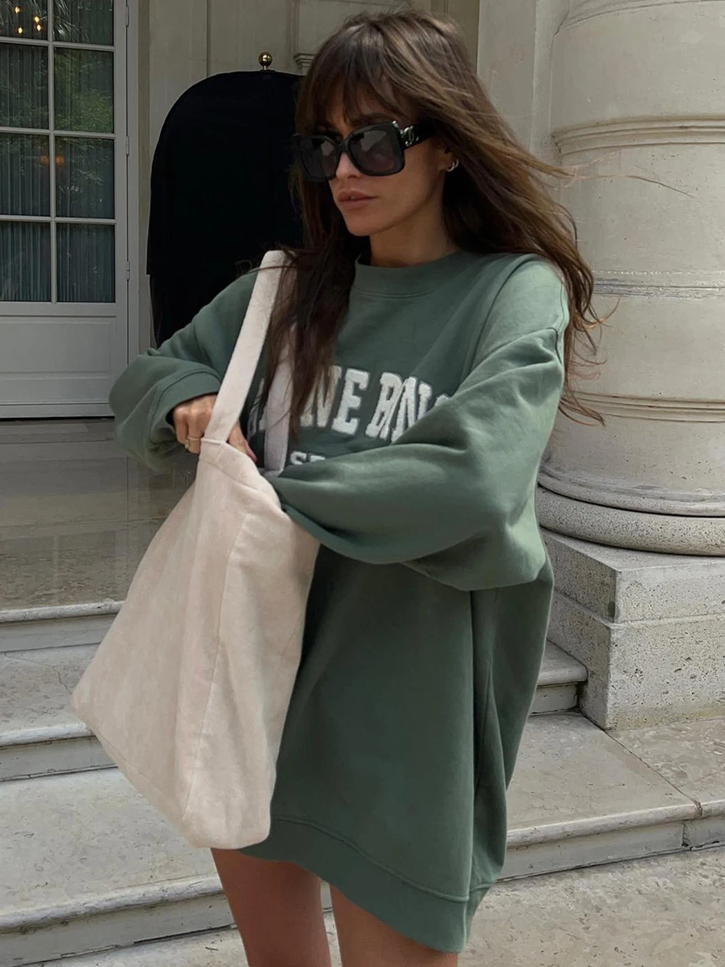 Velvet Embroidered Sweatshirt Women Autumn Winter Clothes 2023 Loose Cotton Pullovers Tops Fashion Sweatshirts Hoodies Female
Velvet Embroidered Sweatshirt Women Autumn Winter Clothes 2023 Loose Cotton Pullovers Tops Fashion Sweatshirts Hoodies Female