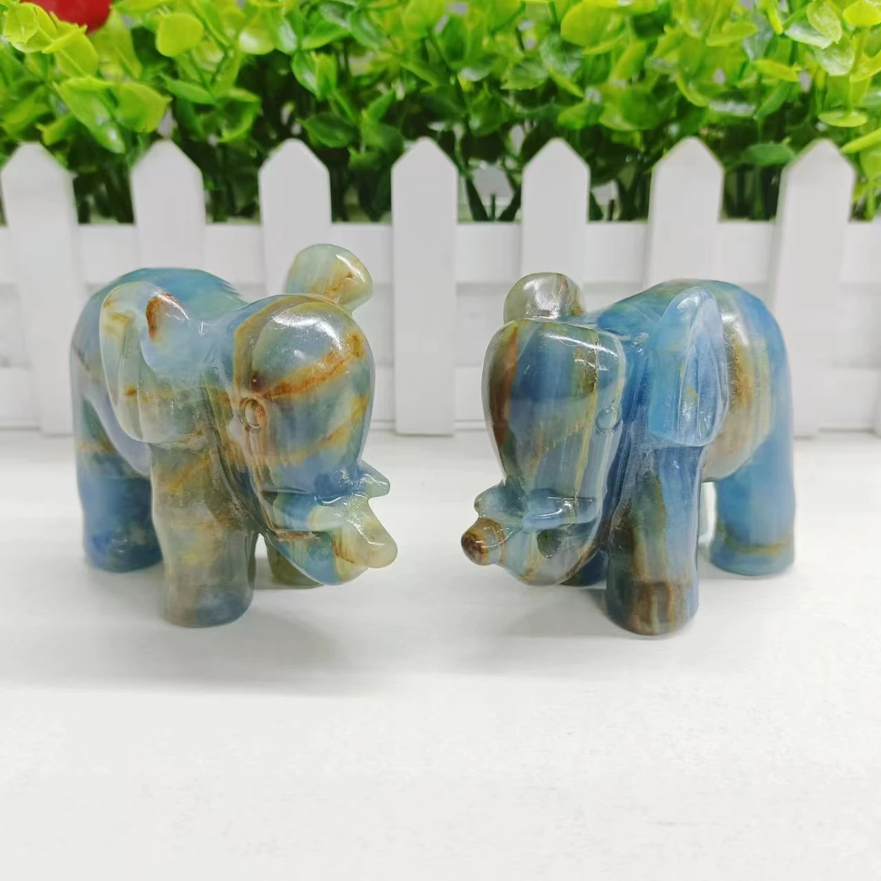 1Pcs Customized Hand Made Natural Crystal Blue Onyx Elephant Carving Wholesale High Quality Hot Selling Stone For Decoration
1Pcs Customized Hand Made Natural Crystal Blue Onyx Elephant Carving Wholesale High Quality Hot Selling Stone For Decoration