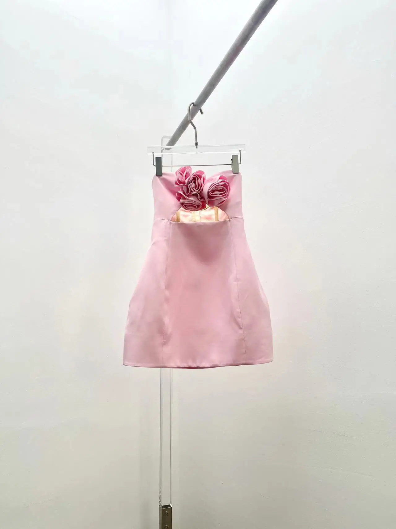 High Quality 2023 Summer Women Fashion Runway Mini Dress Solid Sleeveless Sexy Top Sexy Pink Dresses
High Quality 2023 Summer Women Fashion Runway Mini Dress Solid Sleeveless Sexy Top Sexy Pink Dresses
