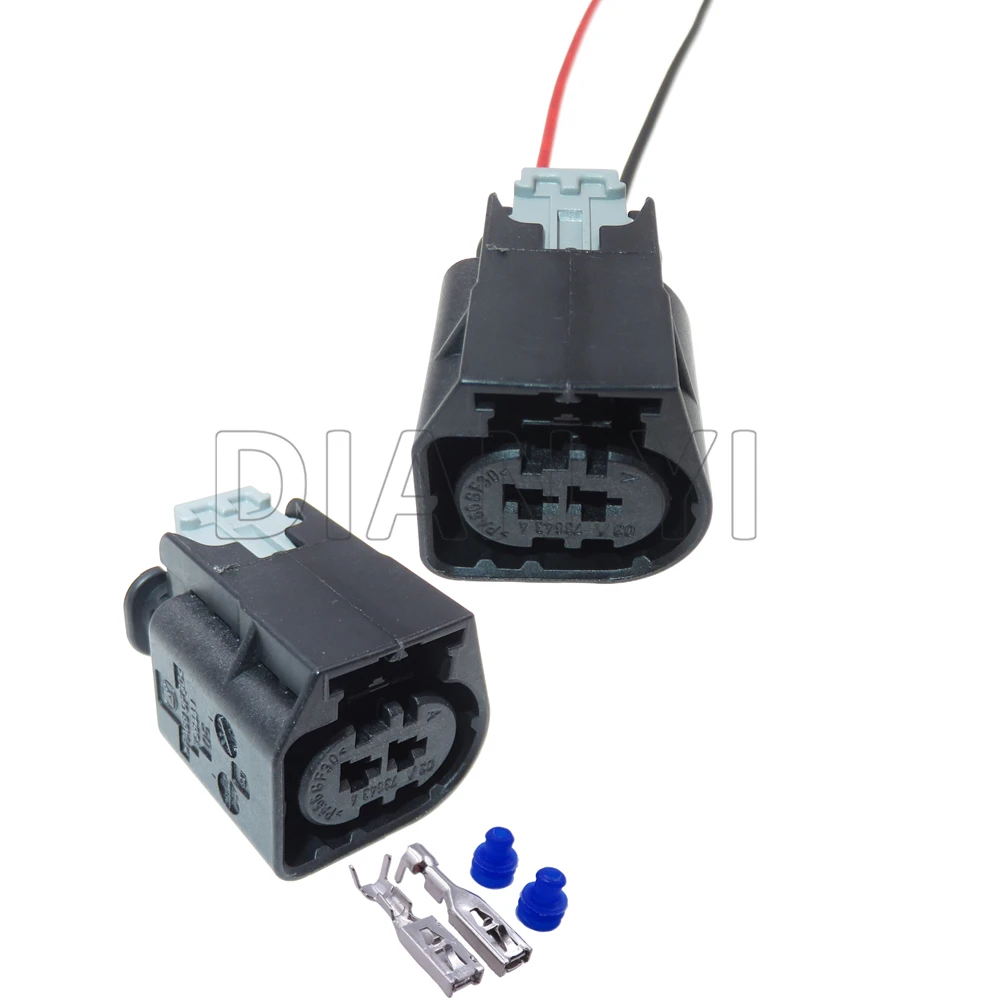 1 Set 2 Way Automobile Wiring Terminal Connector with Cables 09444024 Auto Cable Socket
1 Set 2 Way Automobile Wiring Terminal Connector with Cables 09444024 Auto Cable Socket