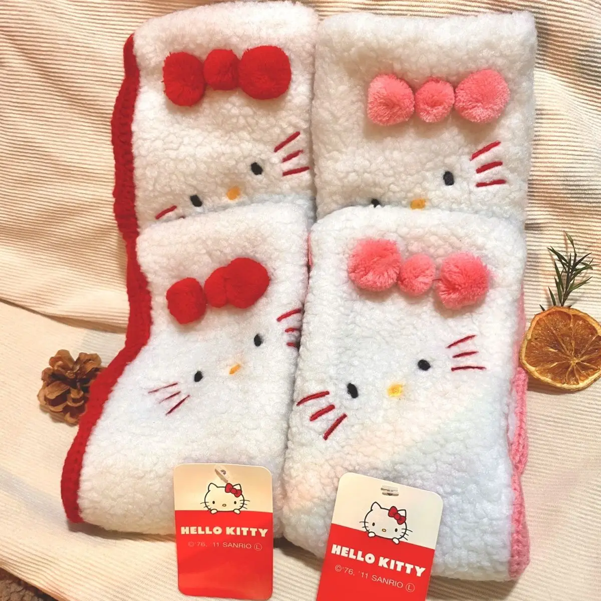 Kawaii Sanrio Socks Cute Hello Kitty Cinnamoroll Floor Socks Sleep Socks Warm Versatile Lamb Wool Wool Winter Christmas Gift
Kawaii Sanrio Socks Cute Hello Kitty Cinnamoroll Floor Socks Sleep Socks Warm Versatile Lamb Wool Wool Winter Christmas Gift