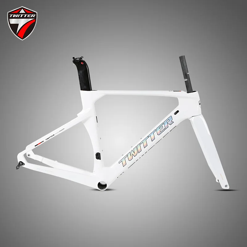 Twitter R10 barrel drawer version 12*142/148 carbon fiber road bike frame fully hidden inner wiring design, breaking wind racing
Twitter R10 barrel drawer version 12*142/148 carbon fiber road bike frame fully hidden inner wiring design, breaking wind racing