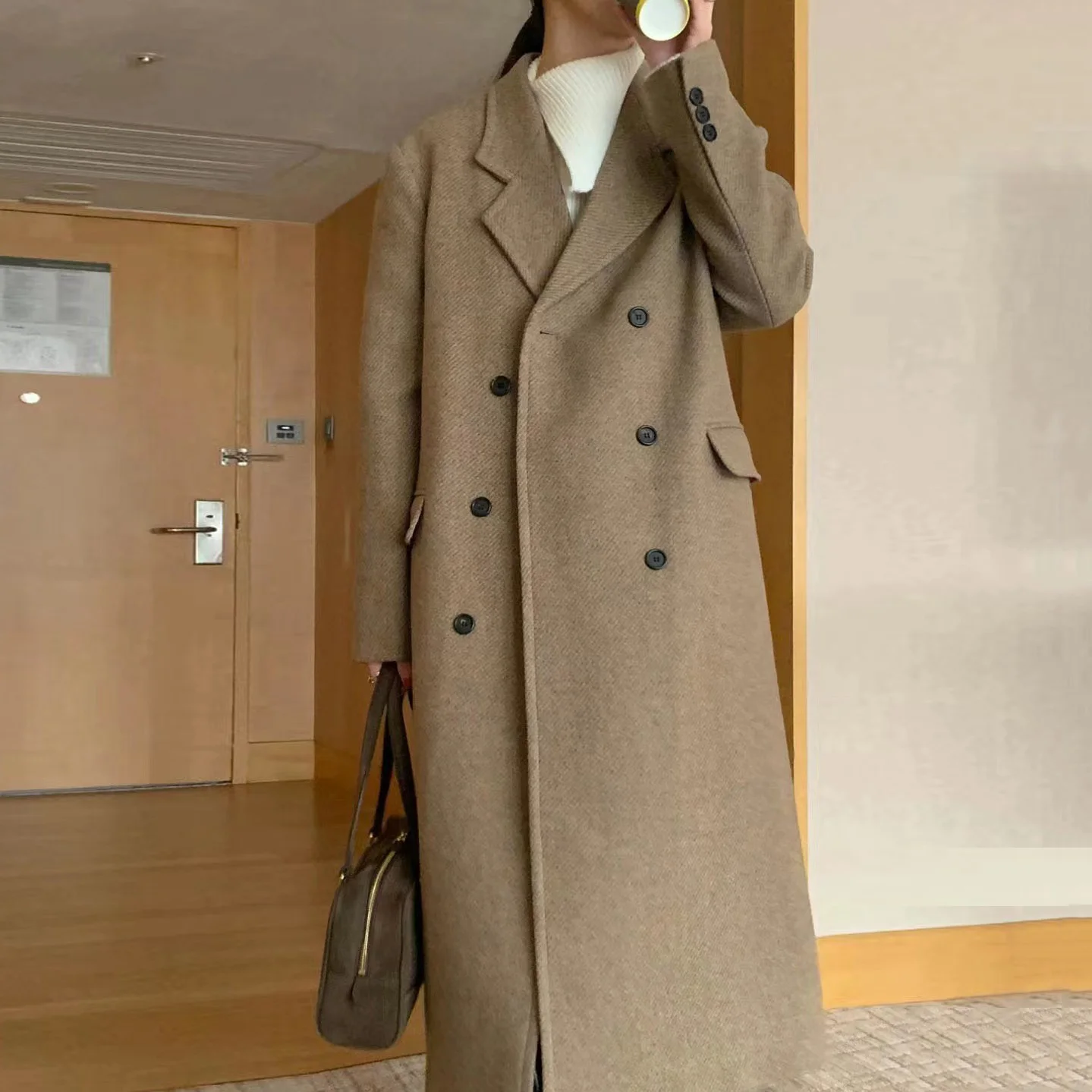 Female Woolen Coat 2023 Women's Double-Breasted Woolen Coat Autumn Winter Wool Coat Fashion Suit Collar Thick Trench Coats
Female Woolen Coat 2023 Women's Double-Breasted Woolen Coat Autumn Winter Wool Coat Fashion Suit Collar Thick Trench Coats
