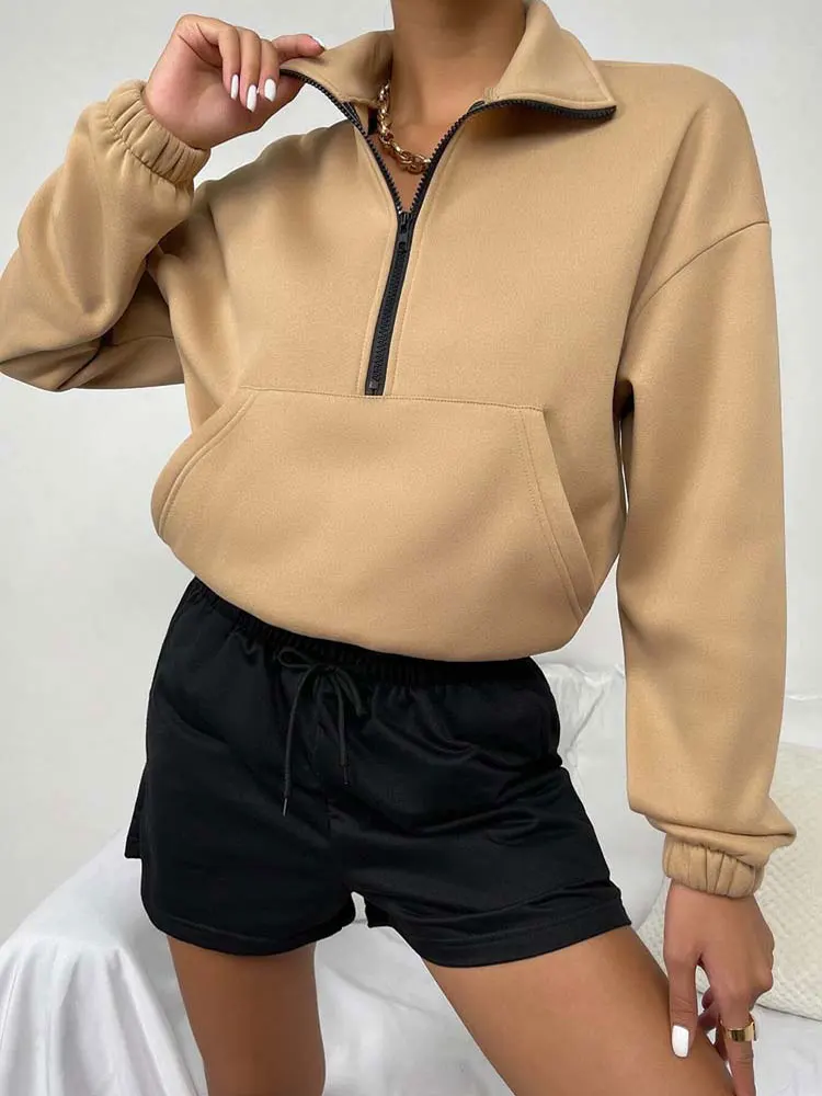 2023 Autumn Plush Sweatshirt Women Long Sleeve Winter Loose Sweatshirt Ladies Lapel Pocket Sweatshirt For Women
2023 Autumn Plush Sweatshirt Women Long Sleeve Winter Loose Sweatshirt Ladies Lapel Pocket Sweatshirt For Women