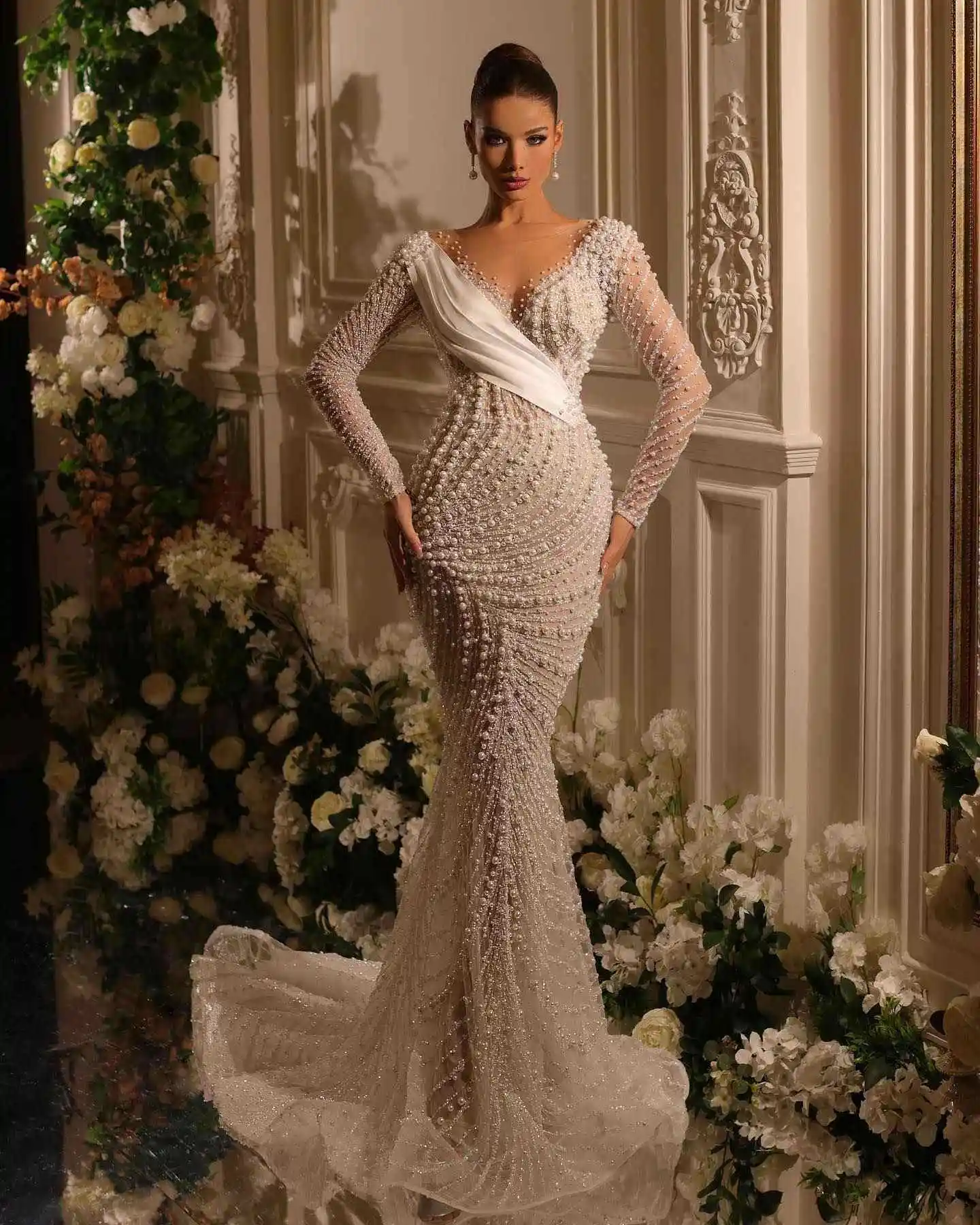 

Elegant Wedding Dresses Pearls Sequins Mermaid Bridal Gowns with Detachable Train Custom Made Illusion Bride Dress