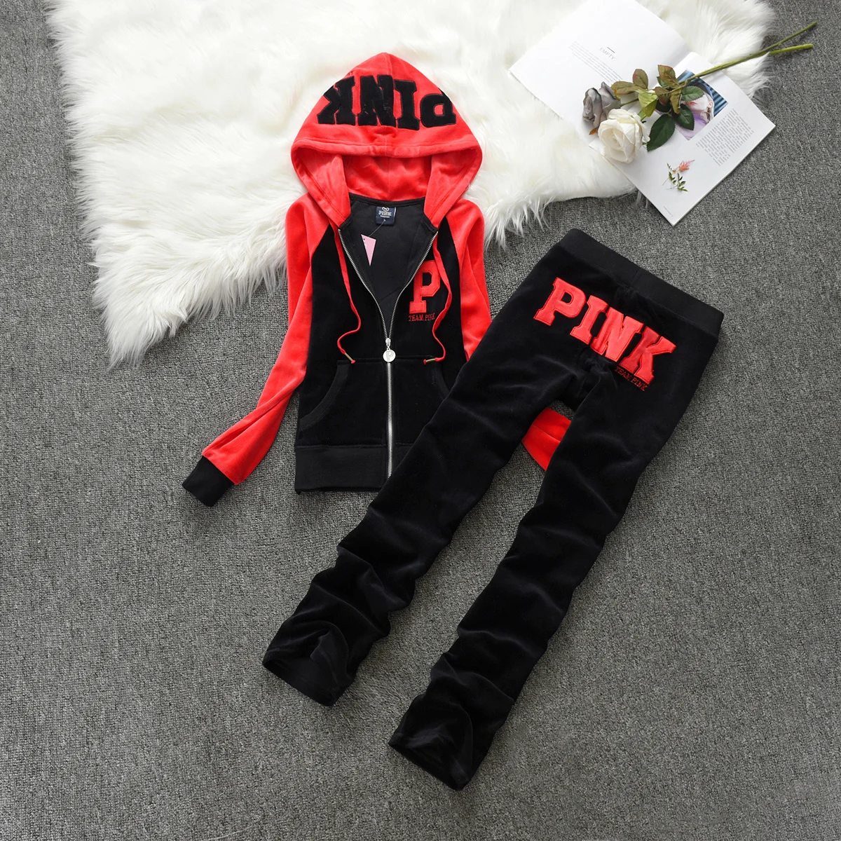 2024 Velour Tracksuit Women Spring/Fall Pink Casual Outfit Set Zipper Sweater and Trouser Running Jogger Workout Clothing
2024 Velour Tracksuit Women Spring/Fall Pink Casual Outfit Set Zipper Sweater and Trouser Running Jogger Workout Clothing