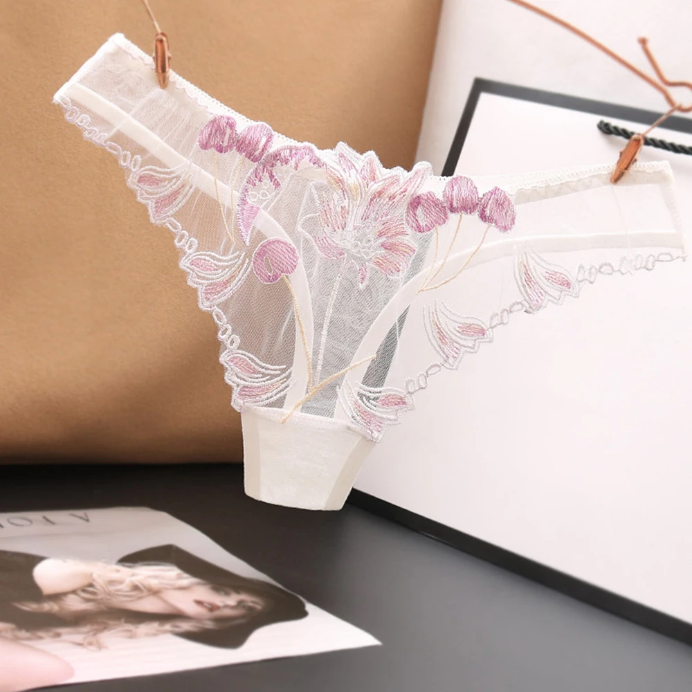 Women Thong Lace Embroidery Underwear Mesh See Through Breathable Briefs Transparent Thongs G-String Low-Waist Underpants
Women Thong Lace Embroidery Underwear Mesh See Through Breathable Briefs Transparent Thongs G-String Low-Waist Underpants