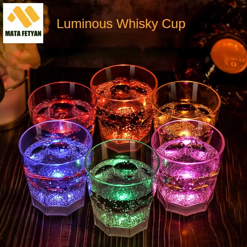 Wine Glass LED Light-emitting Plastic Wine Glasses Into The Water Bright Luminous Wineglass Glow In The Dark Cup Party Supplies
Wine Glass LED Light-emitting Plastic Wine Glasses Into The Water Bright Luminous Wineglass Glow In The Dark Cup Party Supplies
