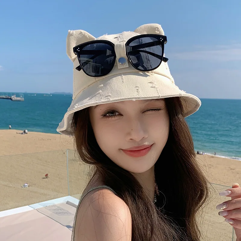

A Niche Design Fisherman Hat for Women's Outdoor in Spring and Summer Sun Protection Korean Style Basin Hat with Glasses