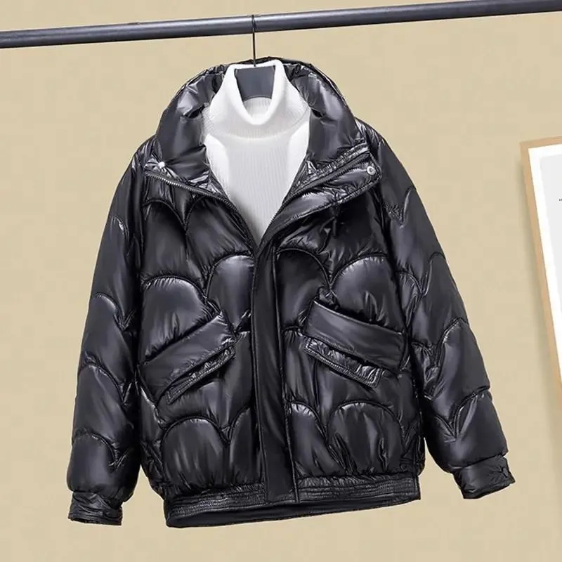 Winter parkas Down Padded Jacket Women Stand Collar Fashion Glossy Surface Short Coat Ladies Clothes Loose Outerwear Tide G2215
Winter parkas Down Padded Jacket Women Stand Collar Fashion Glossy Surface Short Coat Ladies Clothes Loose Outerwear Tide G2215