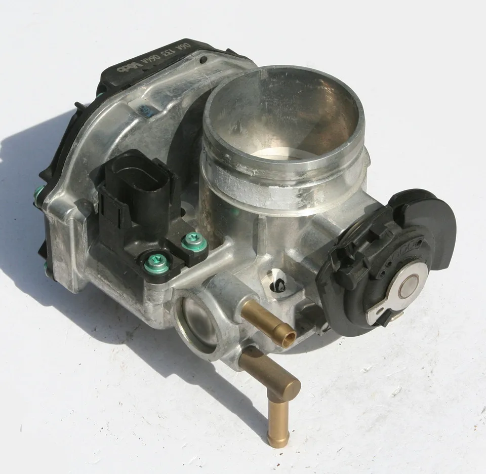 06A133064A Throttle Body for Volkswagen SEAT (imported) ALHAMBRA SHARAN (7M8, 7M9, 7M6,7V8, 7V9) 2.0 i
06A133064A Throttle Body for Volkswagen SEAT (imported) ALHAMBRA SHARAN (7M8, 7M9, 7M6,7V8, 7V9) 2.0 i