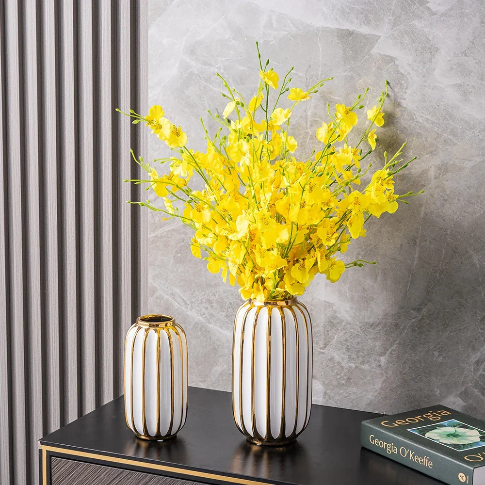 Европейская роскошная керамическая ваза, Современное украшение для дома, гостиная, спальня, офис, столовая, настольный цветочный горшечный Декор растений 
Европейская роскошная керамическая ваза, Современное украшение для дома, гостиная, спальня, офис, столовая, настольный цветочный горшечный Декор растений