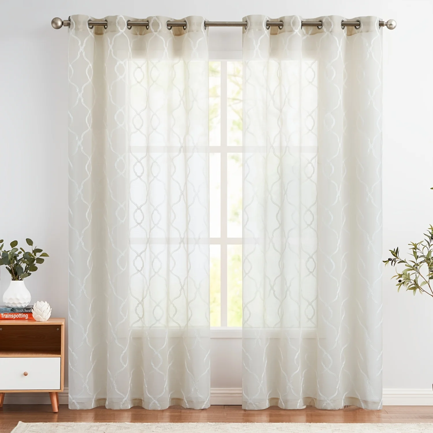 2pcs Moroccan Trellis Embroidered Sheer Curtains, Quatrefoil Pattern, White On Taupe Living Room Decor Luxury curtain Sheer cuta
2pcs Moroccan Trellis Embroidered Sheer Curtains, Quatrefoil Pattern, White On Taupe Living Room Decor Luxury curtain Sheer cuta