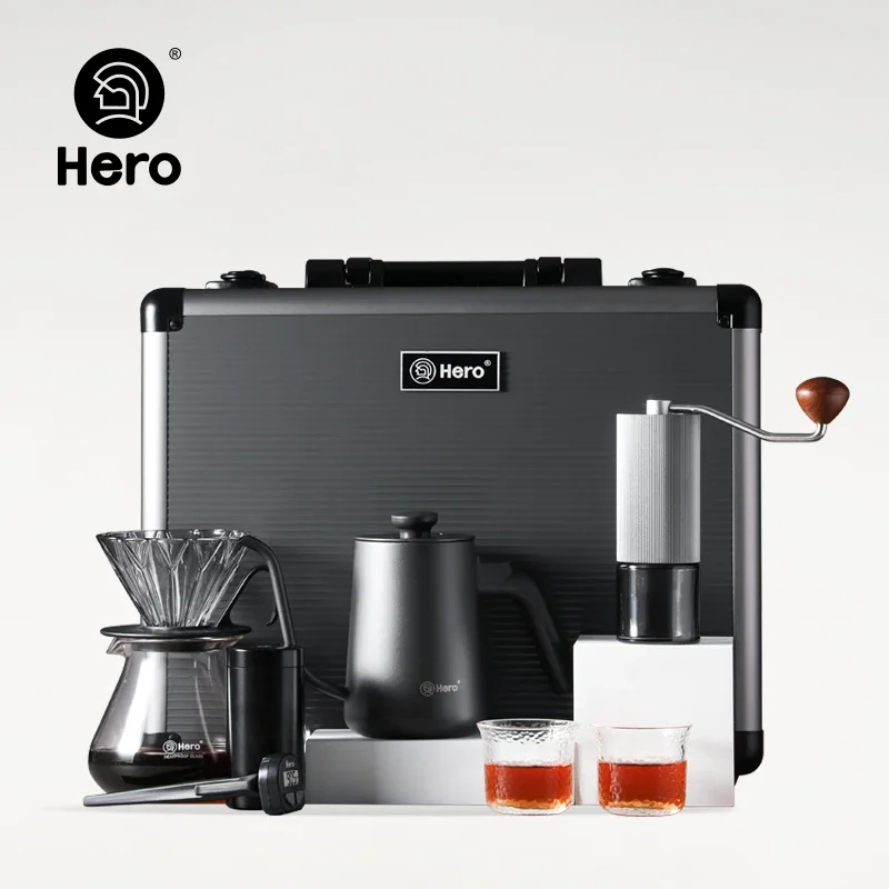 Hero S02 Hand Drip Coffee Gift Box Sets 7 PCS Manual Grinder +Drip Filter+Share Coffee Pot+Brush+Hand Punch Pot+Electric Scale
Hero S02 Hand Drip Coffee Gift Box Sets 7 PCS Manual Grinder +Drip Filter+Share Coffee Pot+Brush+Hand Punch Pot+Electric Scale